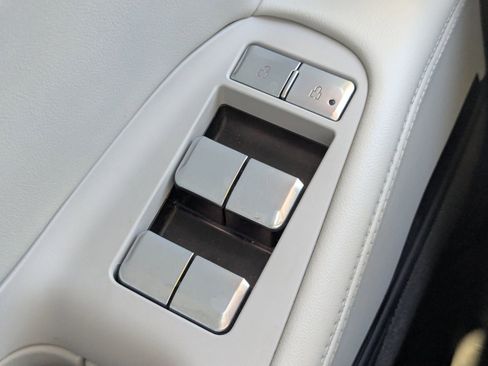 Certified 2025 Lincoln Navigator Reserve image 30