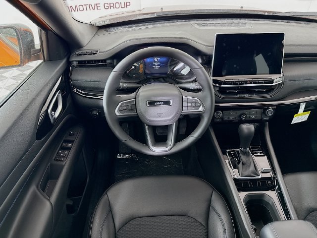 New 2026 Jeep Compass Latitude AWD/4WD image 21