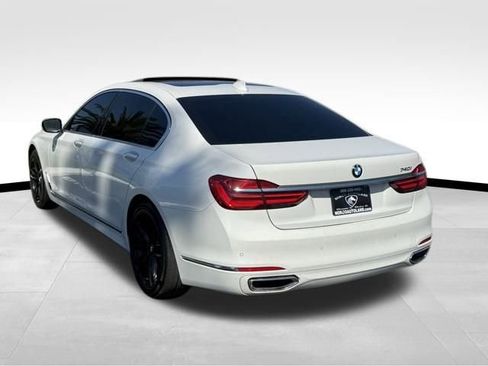 Used 2019 BMW 740i 740i image 4