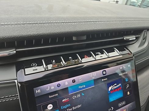 New 2025 Jeep Grand Cherokee L Limited w/ Luxury Tech Group II image 51