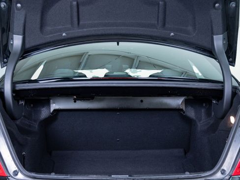 Used 2010 Mercedes-Benz C 300 4MATIC Sedan image 8