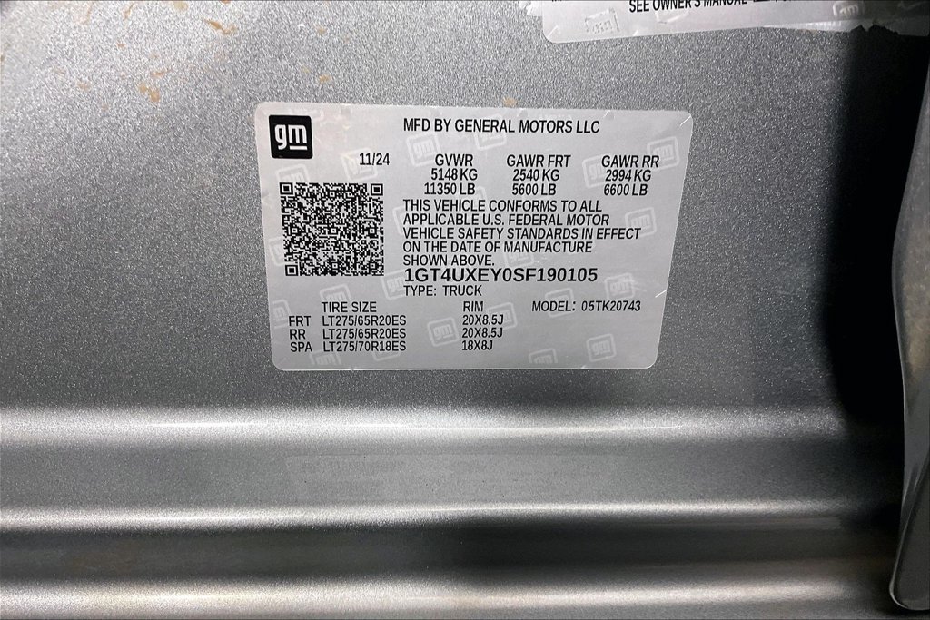 Certified 2025 GMC Sierra 2500 Denali Ultimate AWD/4WD image 17