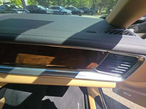 Used 2023 Porsche Panamera Platinum Edition w/ Assistance Package RWD image 11