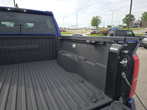 Used 2024 Toyota Tacoma 4x4 Double Cab image 18