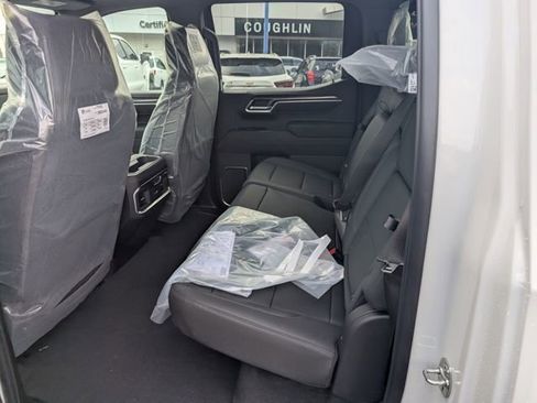 New 2026 Chevrolet Silverado 1500 LTZ w/ LTZ Premium Package AWD/4WD image 10