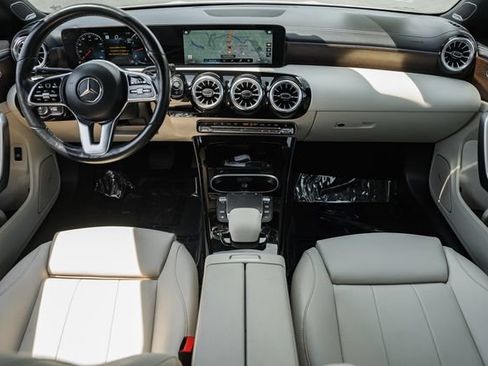 Used 2023 Mercedes-Benz CLA 250 4MATIC image 18