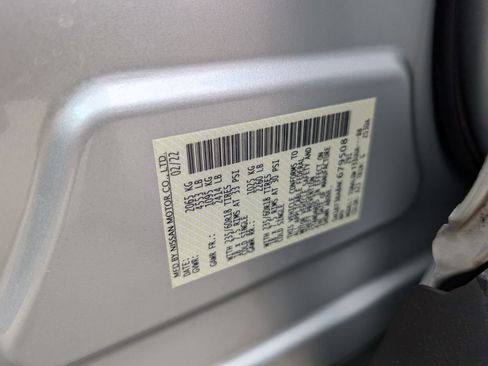 Used 2022 Nissan Rogue SV FWD image 25