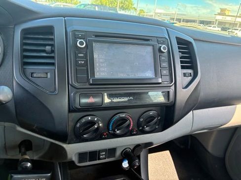 Used 2015 Toyota Tacoma 2WD Access Cab image 8