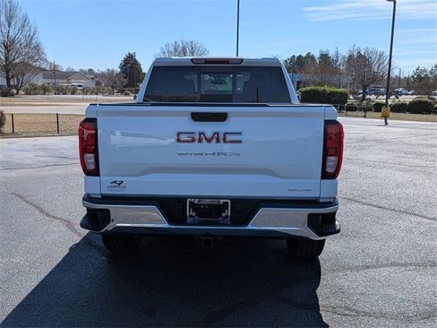 New 2026 GMC Sierra 1500 SLE w/ Preferred Package image 4
