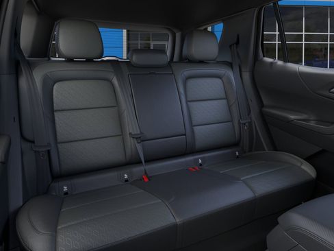 New 2026 Chevrolet Equinox LT image 17