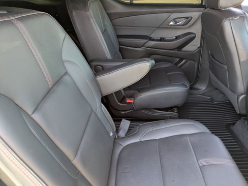Used 2023 Chevrolet Traverse RS image 14