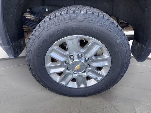 Used 2024 Chevrolet Silverado 2500 High Country w/ High Country Premium Package image 13