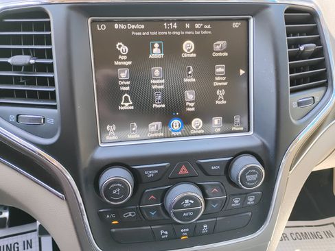 Used 2014 Jeep Grand Cherokee Limited AWD/4WD image 14
