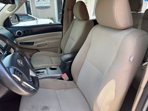 Used 2013 Toyota Tacoma PreRunner w/ SR5 Pkg RWD image 14