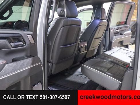 Used 2024 GMC Sierra 2500 AT4X AWD/4WD image 12