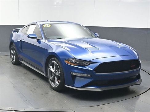 Used 2022 Ford Mustang GT Premium w/ Equipment Group 401A image 2