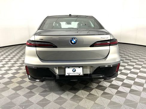 New 2025 BMW 750e xDrive AWD/4WD image 5