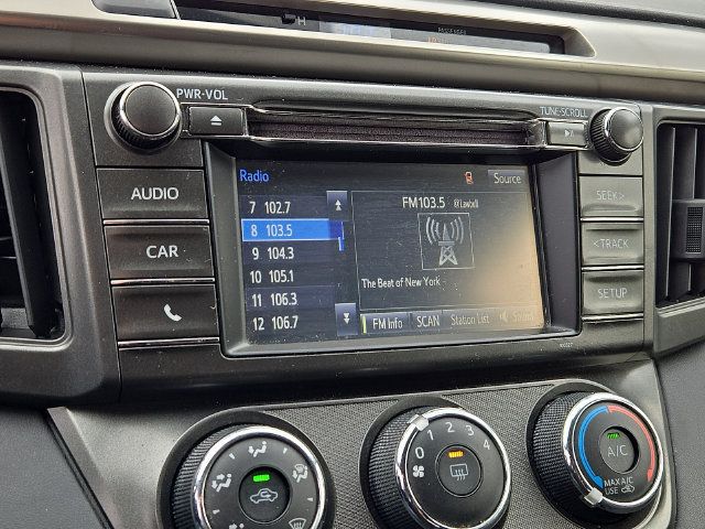 Used 2014 Toyota RAV4 LE AWD/4WD image 16