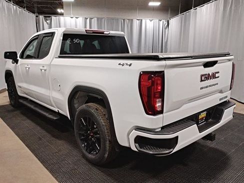 New 2025 GMC Sierra 1500 Elevation image 7