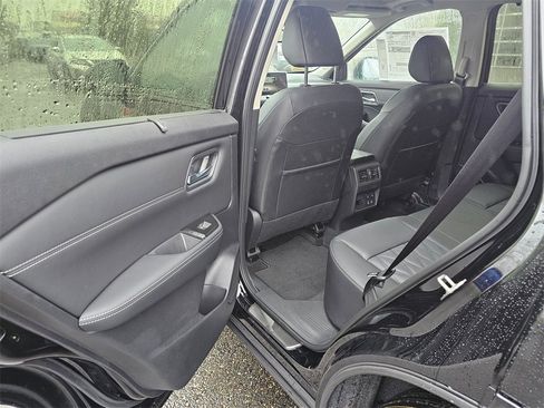 New 2026 Nissan Rogue Platinum image 12