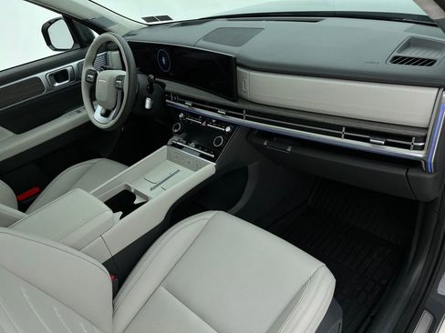 Used 2025 Hyundai Santa Fe Calligraphy image 14