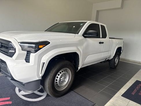 Certified 2025 Toyota Tacoma SR RWD image 3