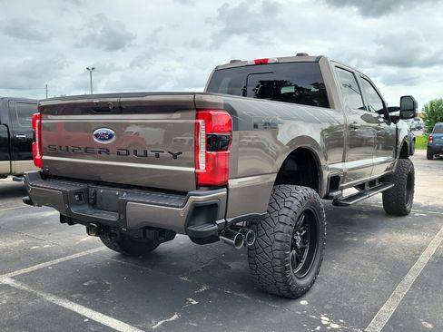 Used 2023 Ford F250 Lariat w/ Lariat Ultimate Package AWD/4WD image 5