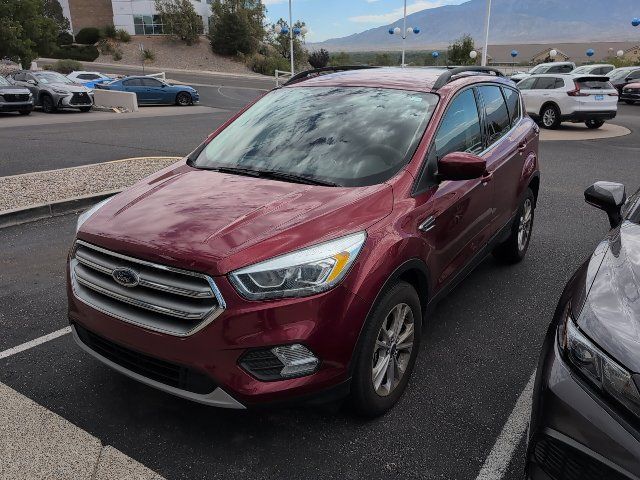 Used 2017 Ford Escape SE w/ Equipment Group 201A AWD/4WD image 1