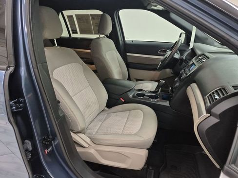 Used 2019 Ford Explorer FWD image 29
