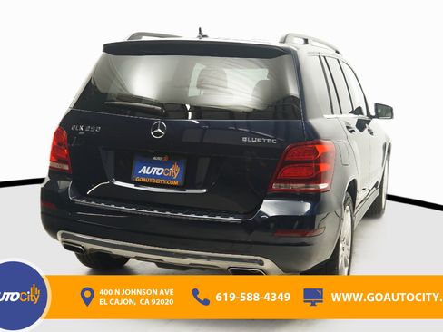 Used 2014 Mercedes-Benz GLK 250 BlueTEC 4MATIC image 10