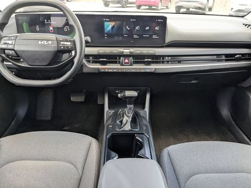 Used 2025 Kia K4 FWD image 23