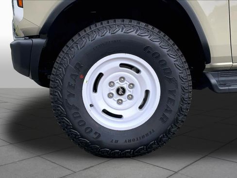 New 2026 Ford Bronco Heritage Edition AWD/4WD image 12