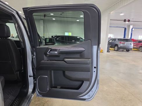 Used 2024 Chevrolet Silverado 1500 LTZ AWD/4WD image 30