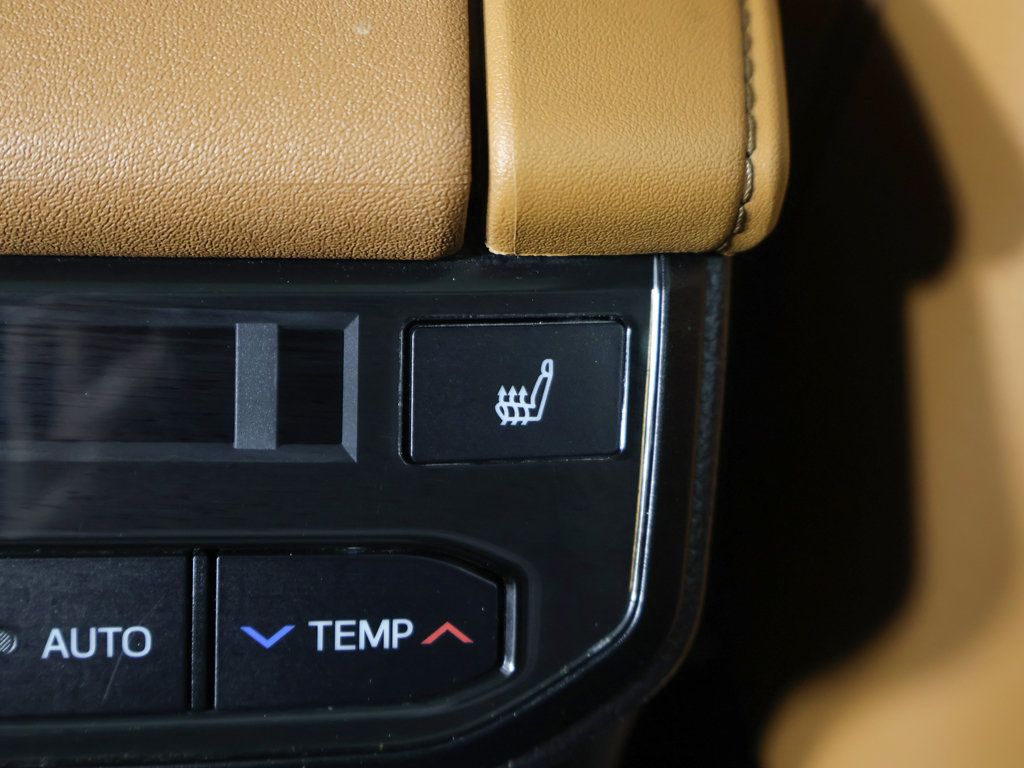 Used 2023 Toyota Highlander Platinum AWD/4WD image 60