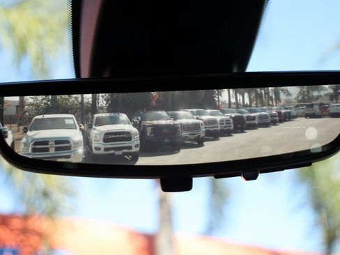 Used 2023 GMC Sierra 3500 Denali w/ Denali Ultimate Package image 30