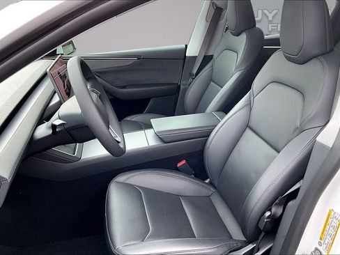 Used 2026 Tesla Model Y AWD image 24