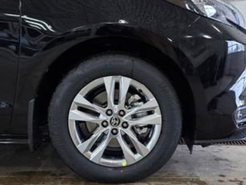 New 2026 Toyota Sienna XLE image 37