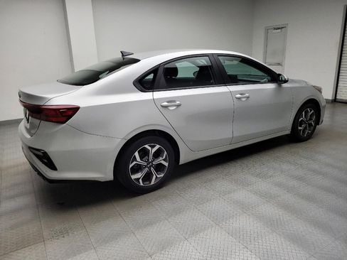 Used 2021 Kia Forte LXS FWD image 10