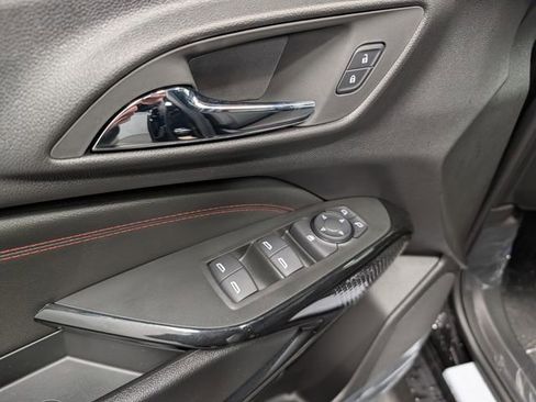 New 2026 Chevrolet Trax RS w/ Sunroof Package image 17