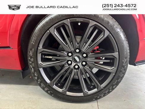 New 2026 Cadillac Lyriq V w/ LPO, Floor Liner Package image 13