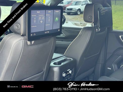 Used 2021 GMC Yukon SLT w/ Rear Media and Nav Package AWD/4WD image 27