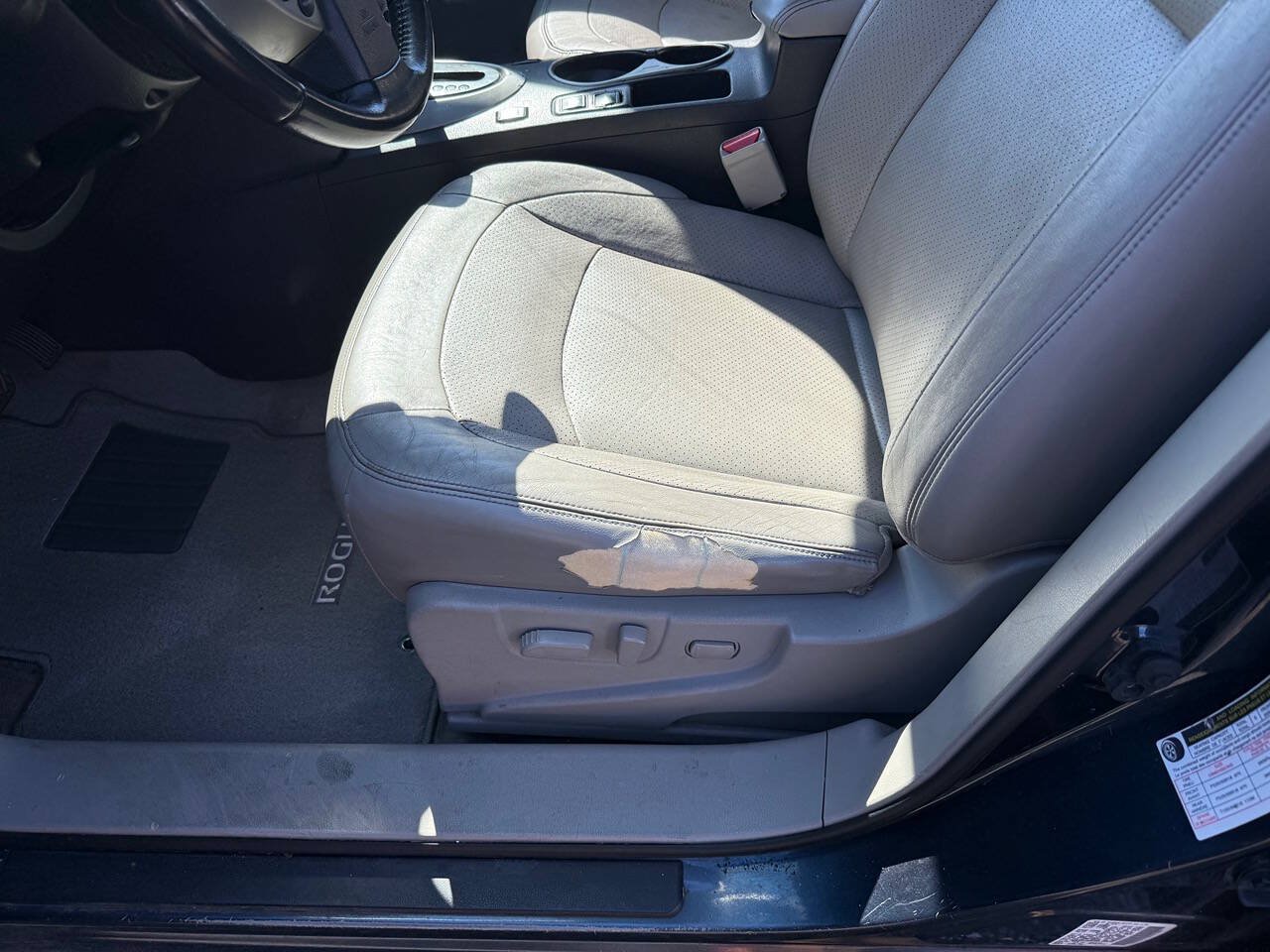 Used 2013 Nissan Rogue SL AWD/4WD image 18