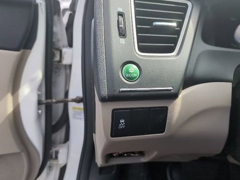 Used 2014 Honda Civic LX image 11
