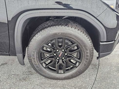 New 2026 GMC Sierra 1500 Elevation image 9