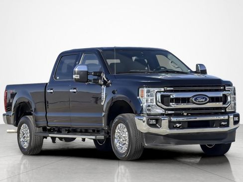 Used 2022 Ford F250 XLT w/ XLT Premium Package image 7