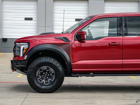 Used 2025 Ford F150 Raptor w/ Equipment Group 803A Raptor R AWD/4WD image 8