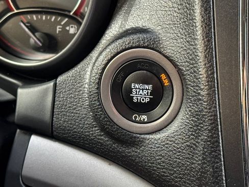Used 2019 Dodge Journey Crossroad AWD/4WD image 22