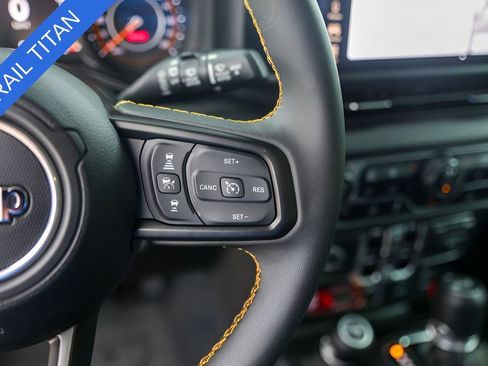 Used 2024 Jeep Wrangler Unlimited Sport AWD/4WD image 13