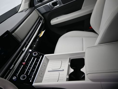 New 2026 Hyundai Santa Fe SE AWD/4WD image 19
