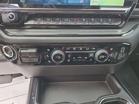 Certified 2025 Chevrolet Silverado 1500 ZR2 w/ Technology Package AWD/4WD image 21
